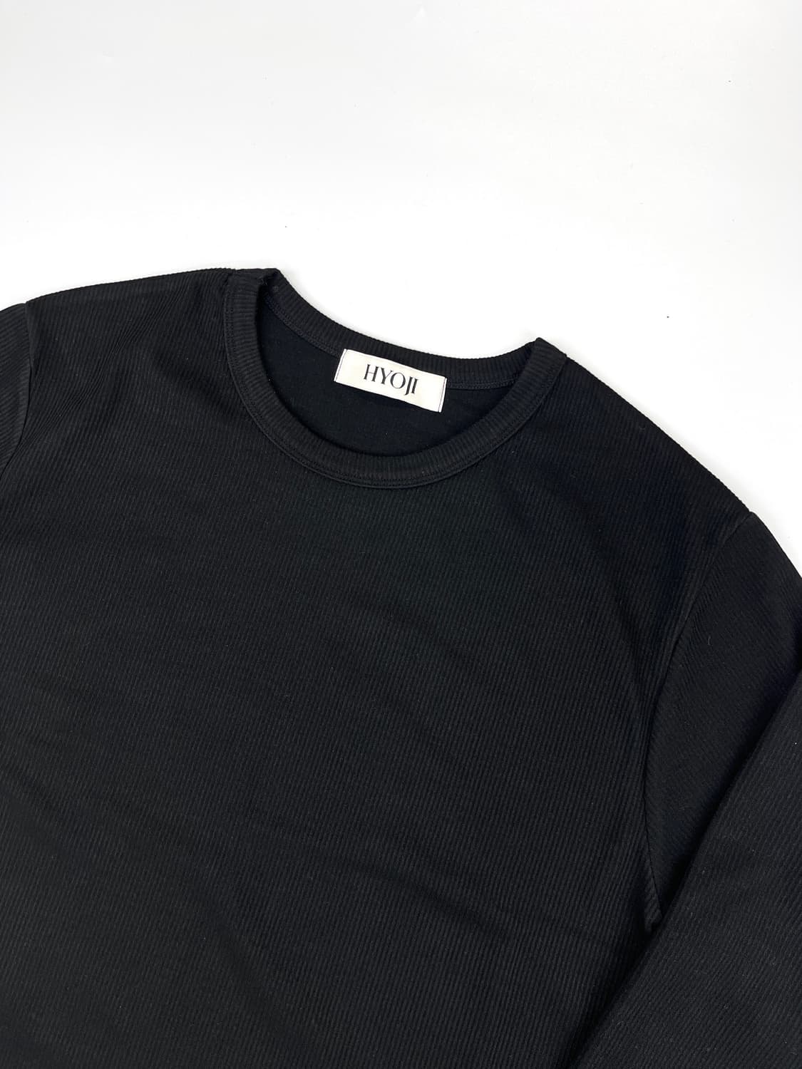 효지 25 FW 리브드 골지 라운드 크롭 티셔츠 상품이미지2