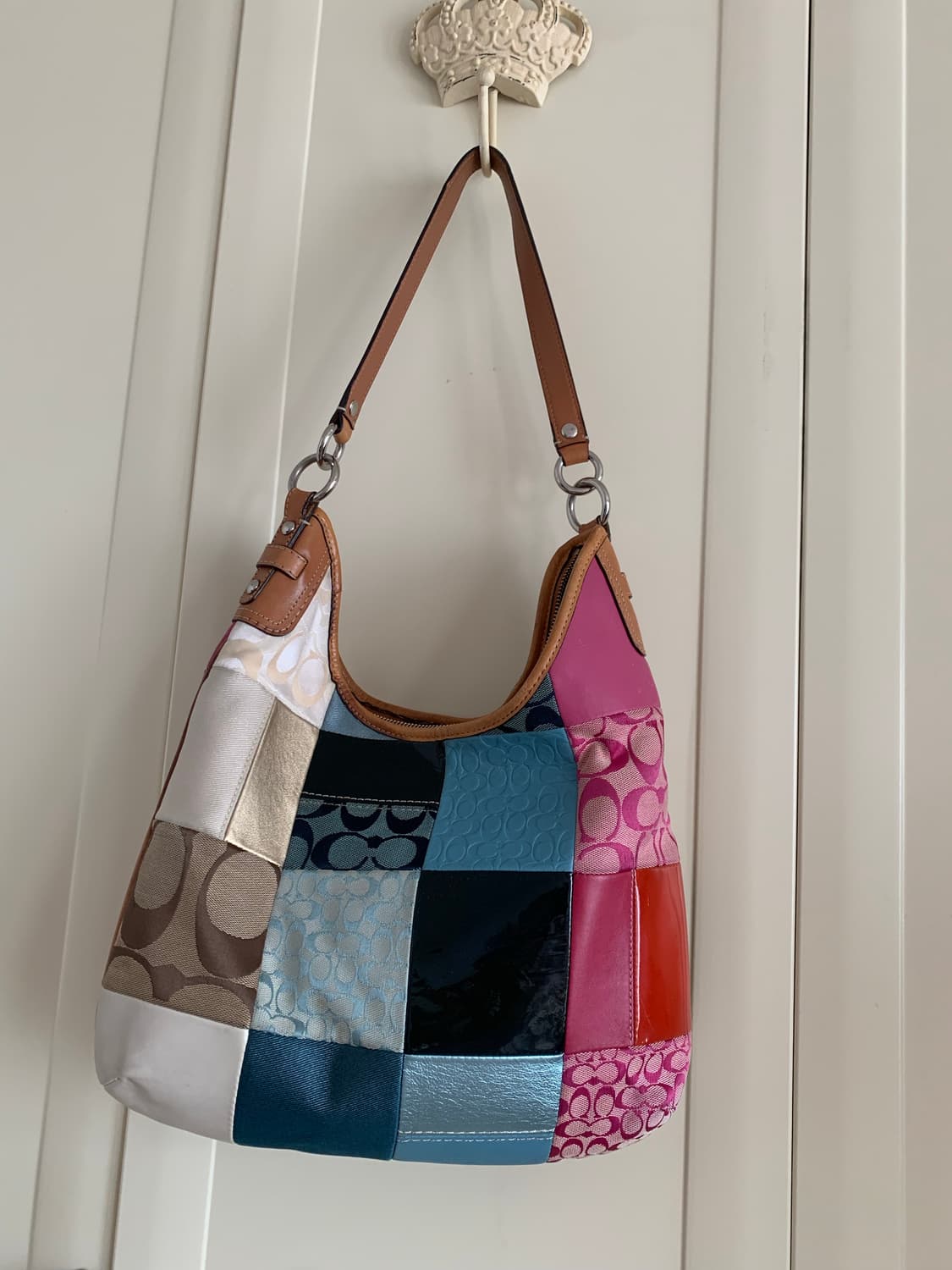 코치 패치 호보백. 정품 상품이미지1