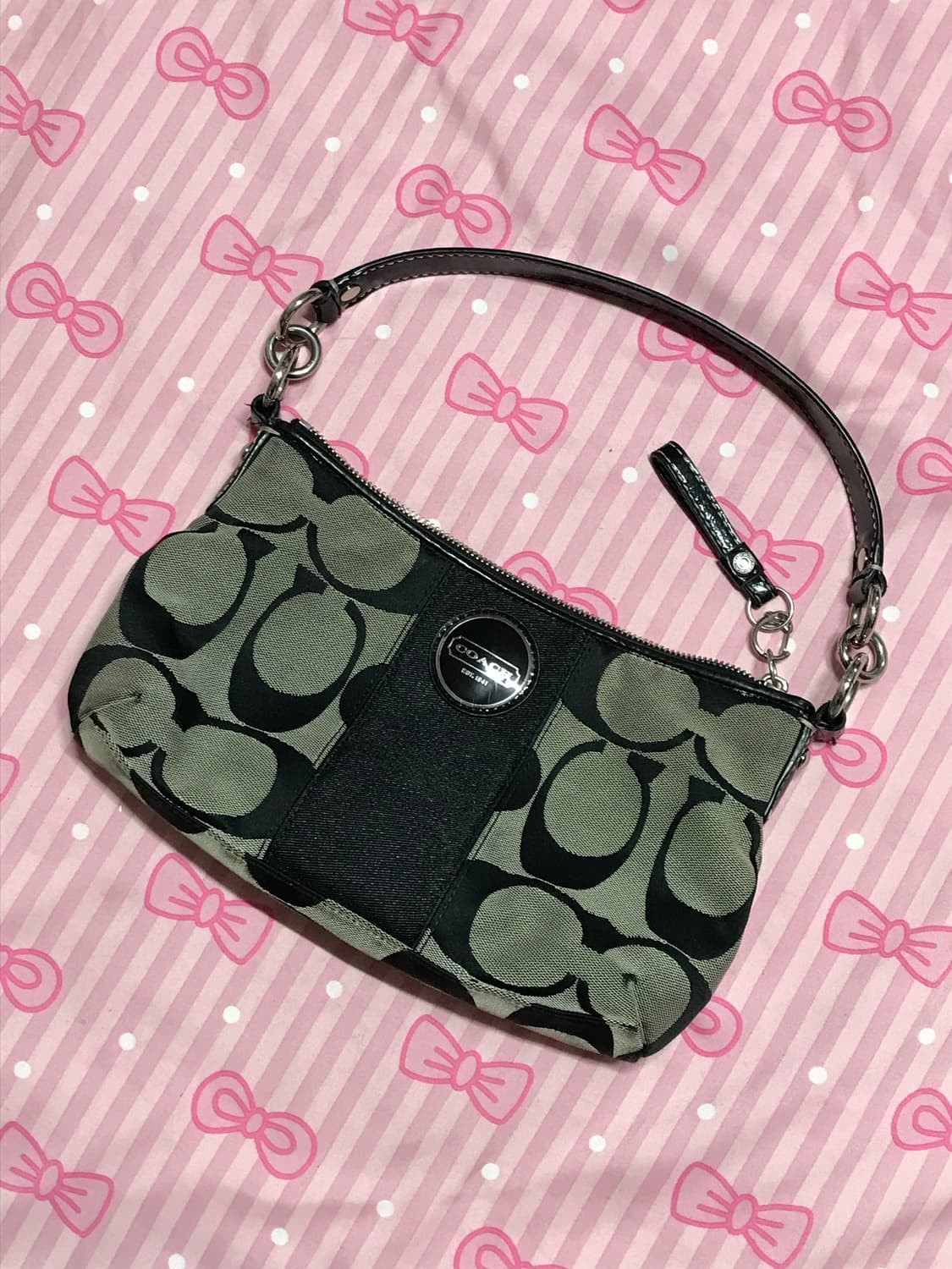 코치 숄더백 시그니처패턴 y2k가방 상품이미지1