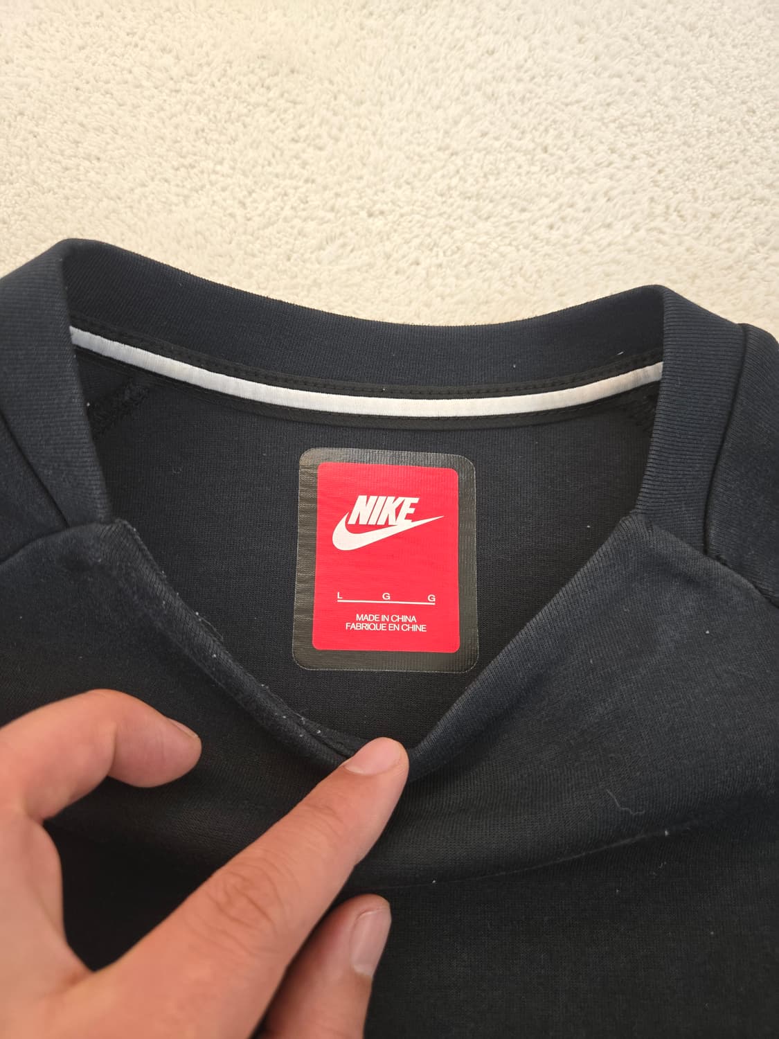 나이키 블랙 맨투맨 포켓티셔츠 M 상품이미지8