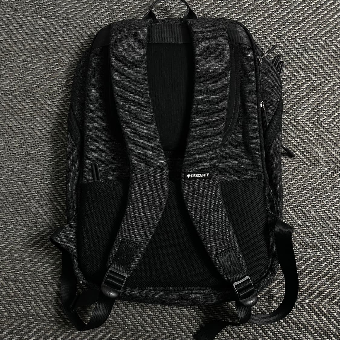 데상트 에슬레틱 베이직 백팩y 4475 상품이미지4