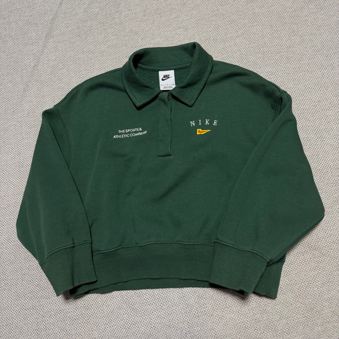 나이키 크롭 카라 맨투맨 상품이미지1