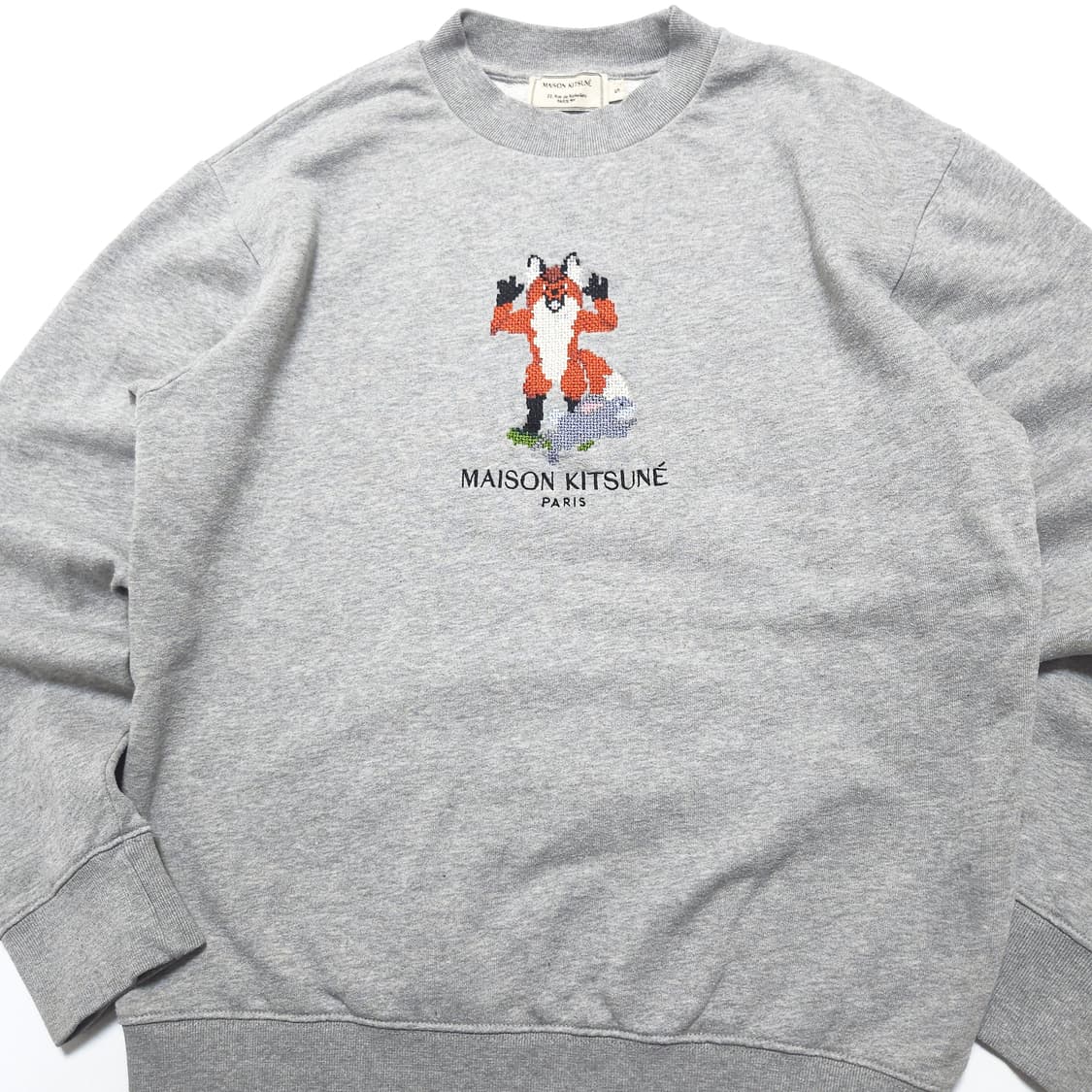 메종키츠네 픽셀 폭스 스웻셔츠 맨투맨 그레이 상품이미지2