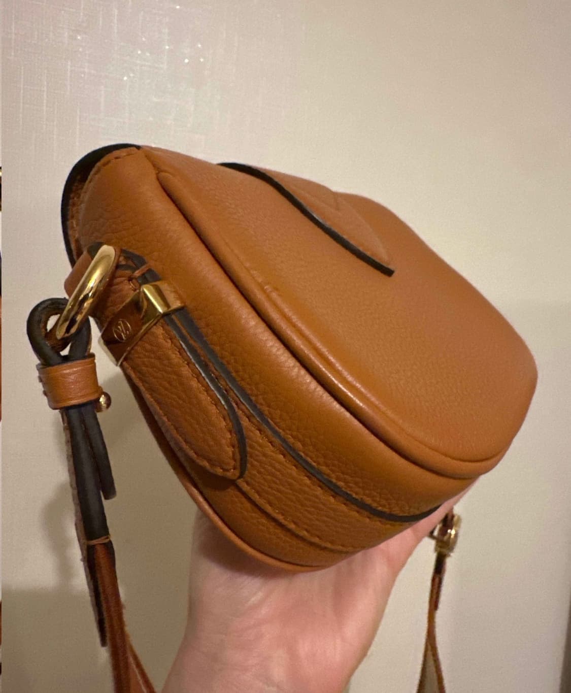 루이비통 퐁네프 소프트 크로스백 pm 상품이미지3