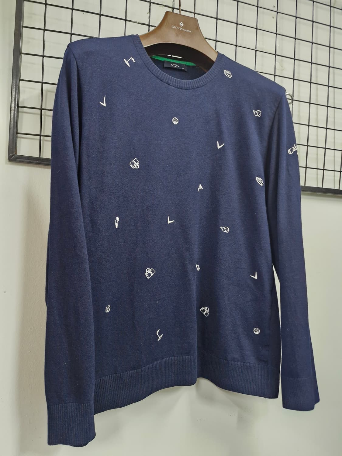 100L 캘러웨이 네이비 골프 패턴 니트. 상품이미지2