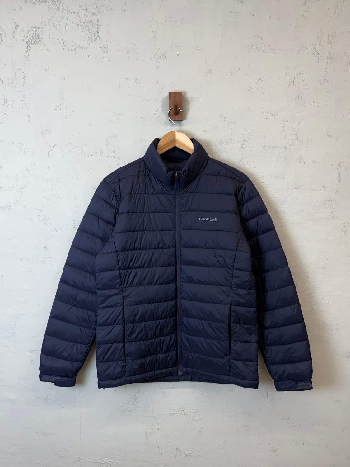 몽벨 경량패딩 네이비 상품이미지1