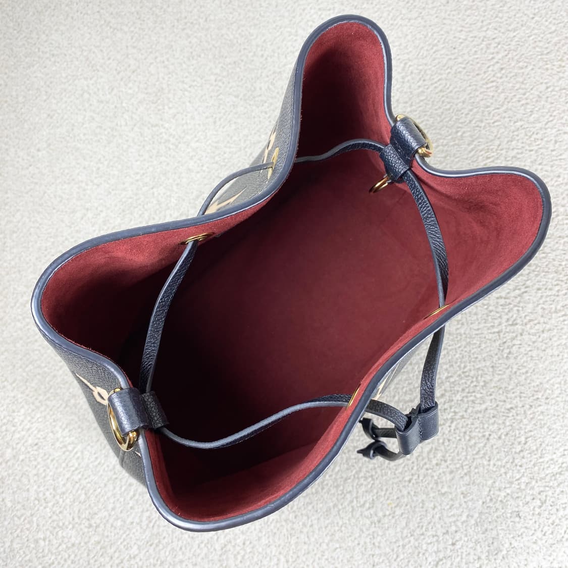 루이비통 네오노에 mm 바이칼라 상품이미지5