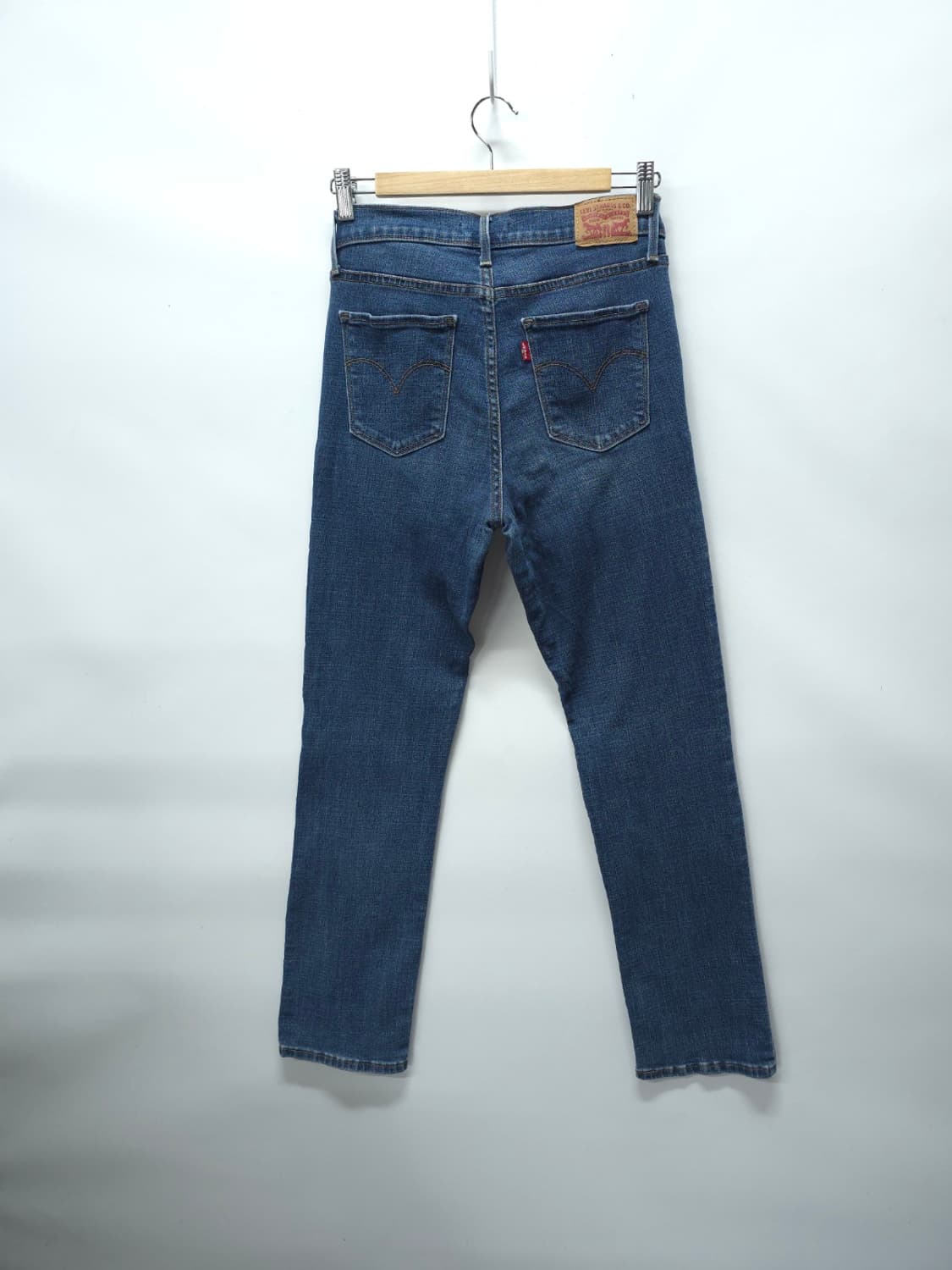 리바이스 312 쉐이핑 슬림 데님 팬츠 (중청 / 29사이즈) 상품이미지5