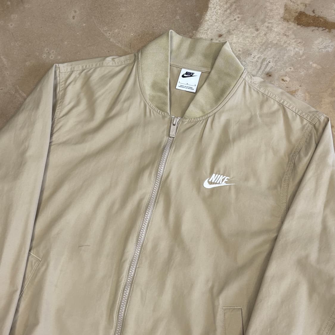 L 나이키 베이지 집업자켓  상품이미지1