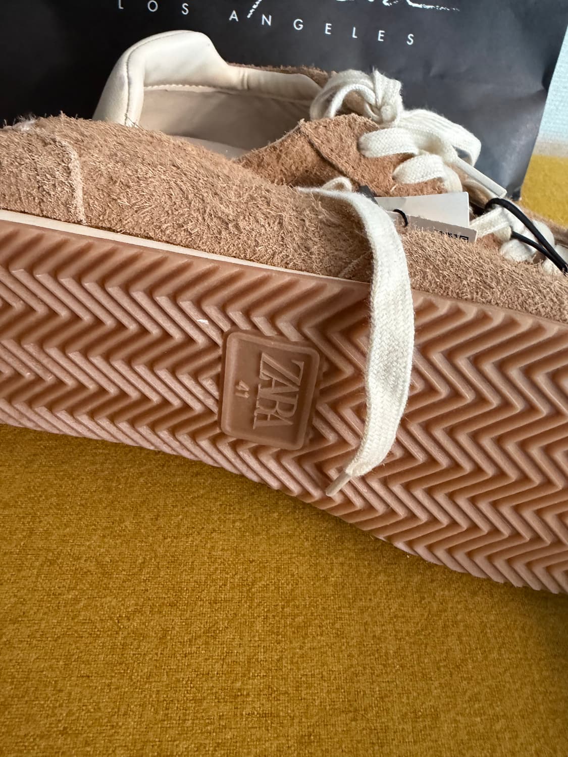 자라 카멜 스웨이드 스니커드  상품이미지8