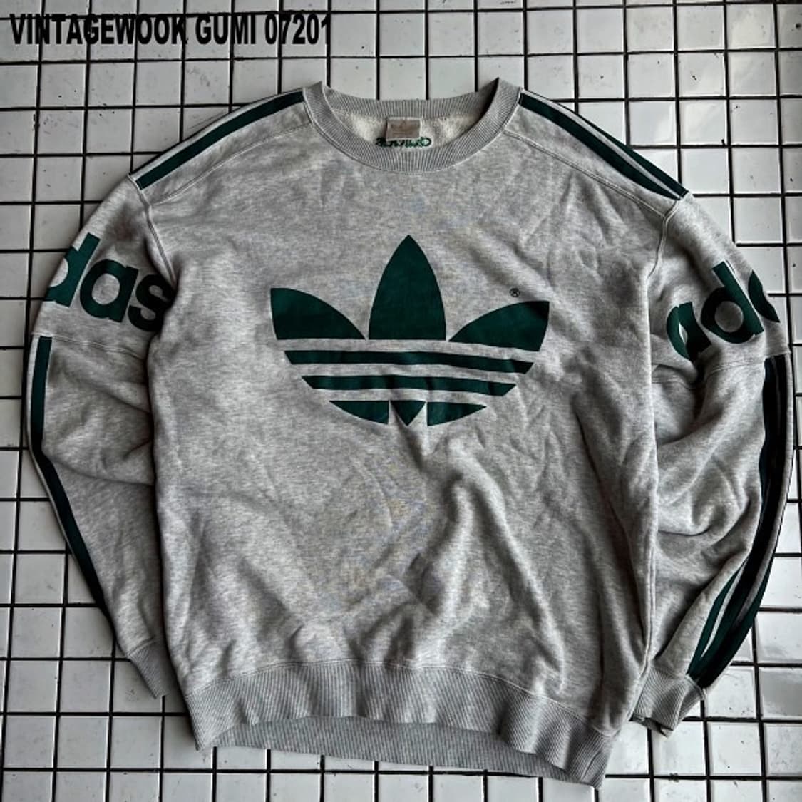 아디다스 올드스쿨 맨투맨  상품이미지2