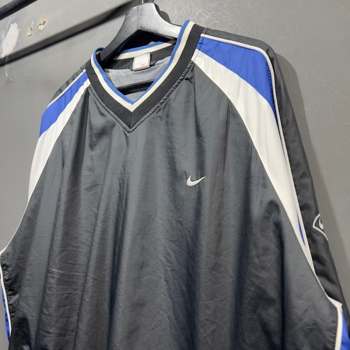 나이키 올드스쿨 빅로고 웜업 상품이미지4