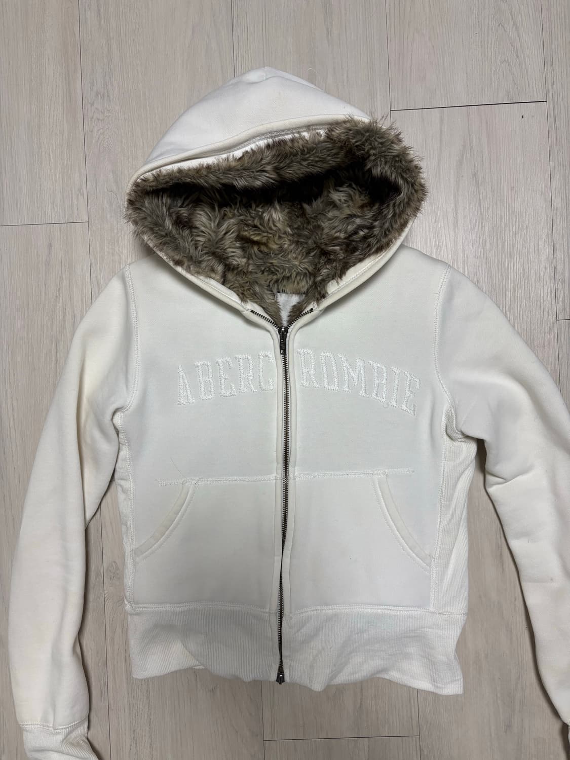 아베크롬비 울프죠 상품이미지1