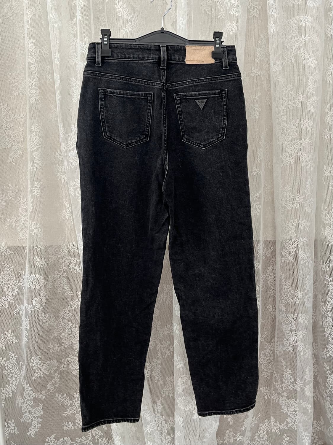 27) 게스 배기핏 핀턱 데님 팬츠 상품이미지2