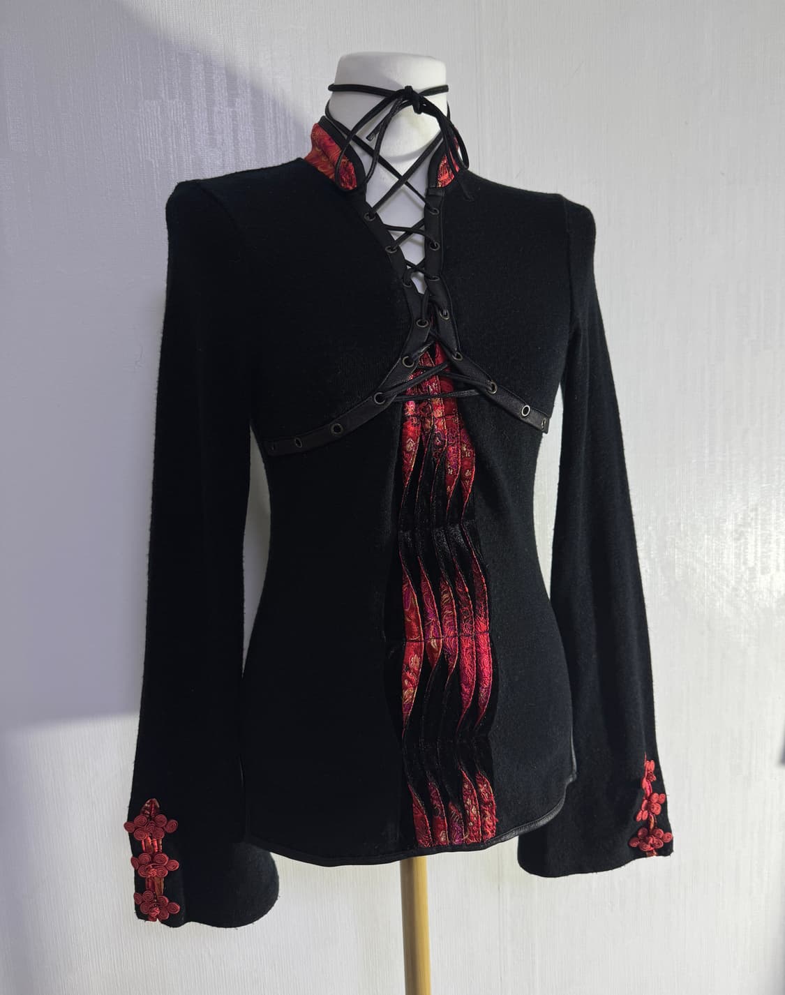 Ozz on 오리엔탈 패턴 니트 탑 y2k 고딕 상품이미지1