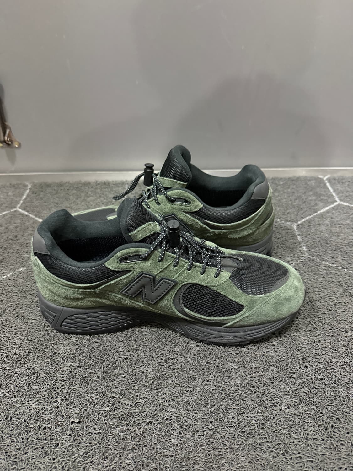 뉴발란스 자운드 jjjjound 2002R 고어텍스 파인 상품이미지4