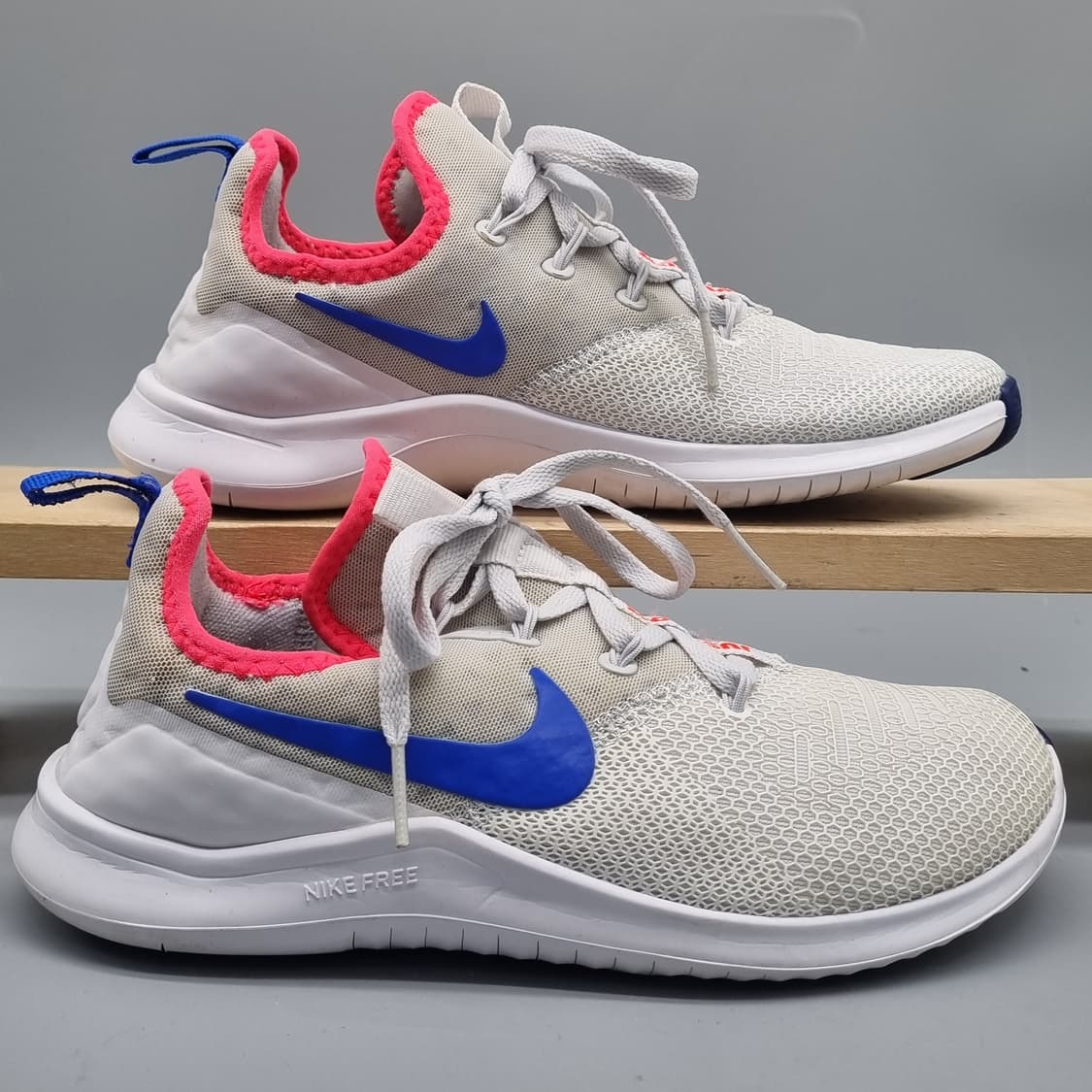 나이키 프리 트레이너 여성운동화230 상품이미지1