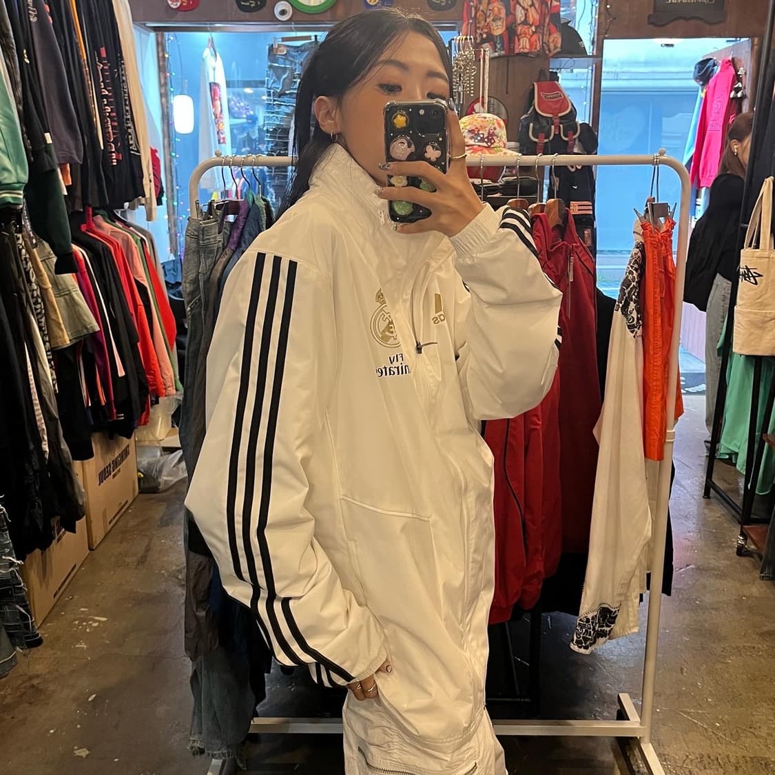 Adidas X Real Madrid 바람막이 상품이미지7