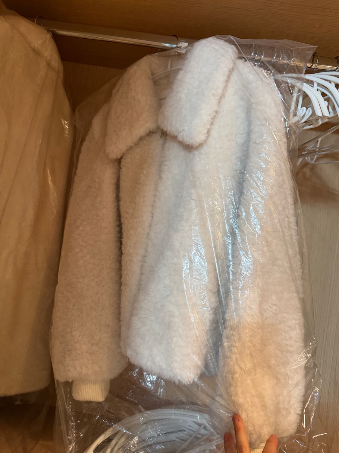 [야외착용X 새제품] 로우클래식 퍼 자켓 상품이미지5