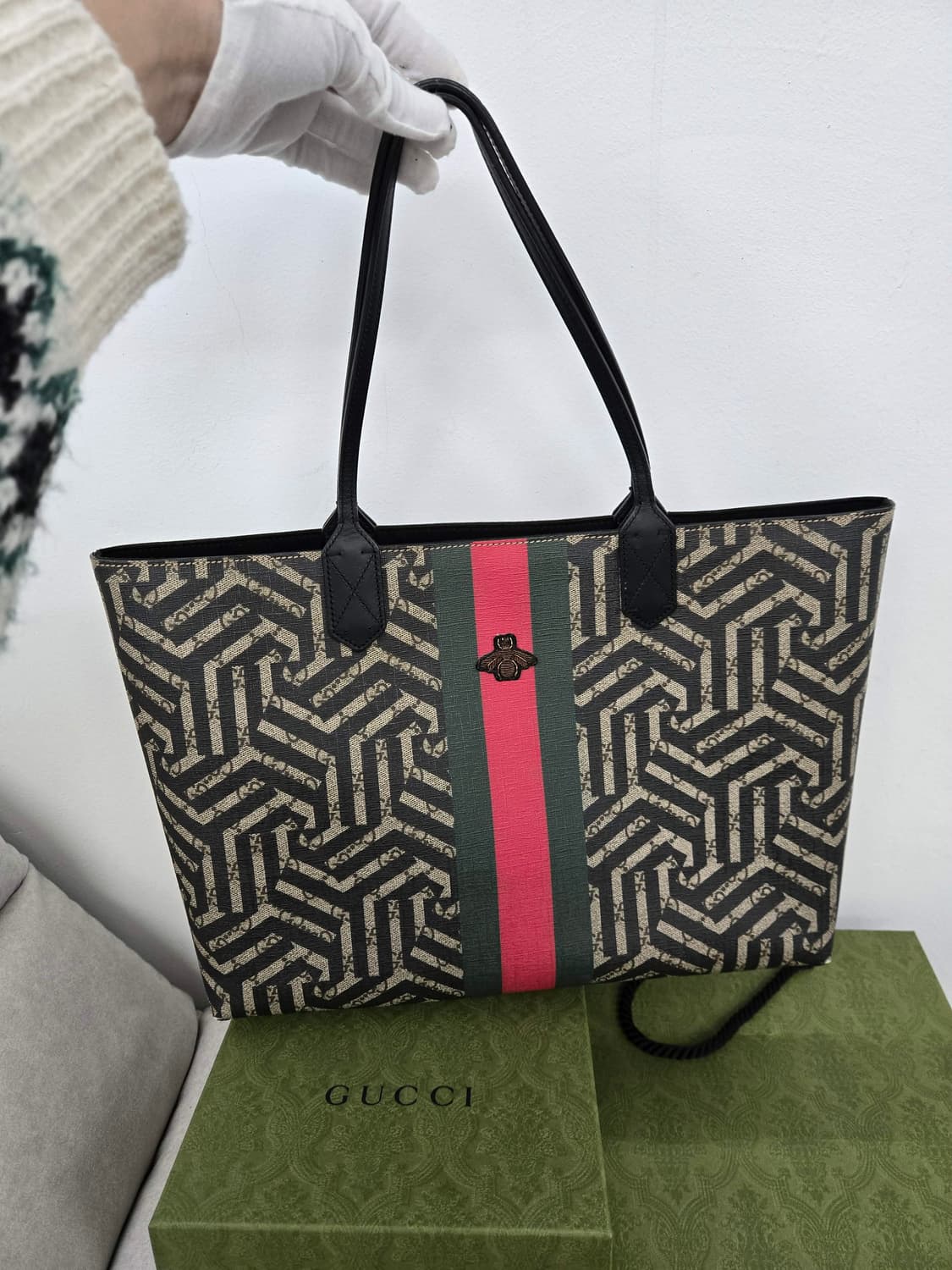 [정품 보증서] 구찌 꿀벌 칼레이도 쇼퍼백 상품이미지5