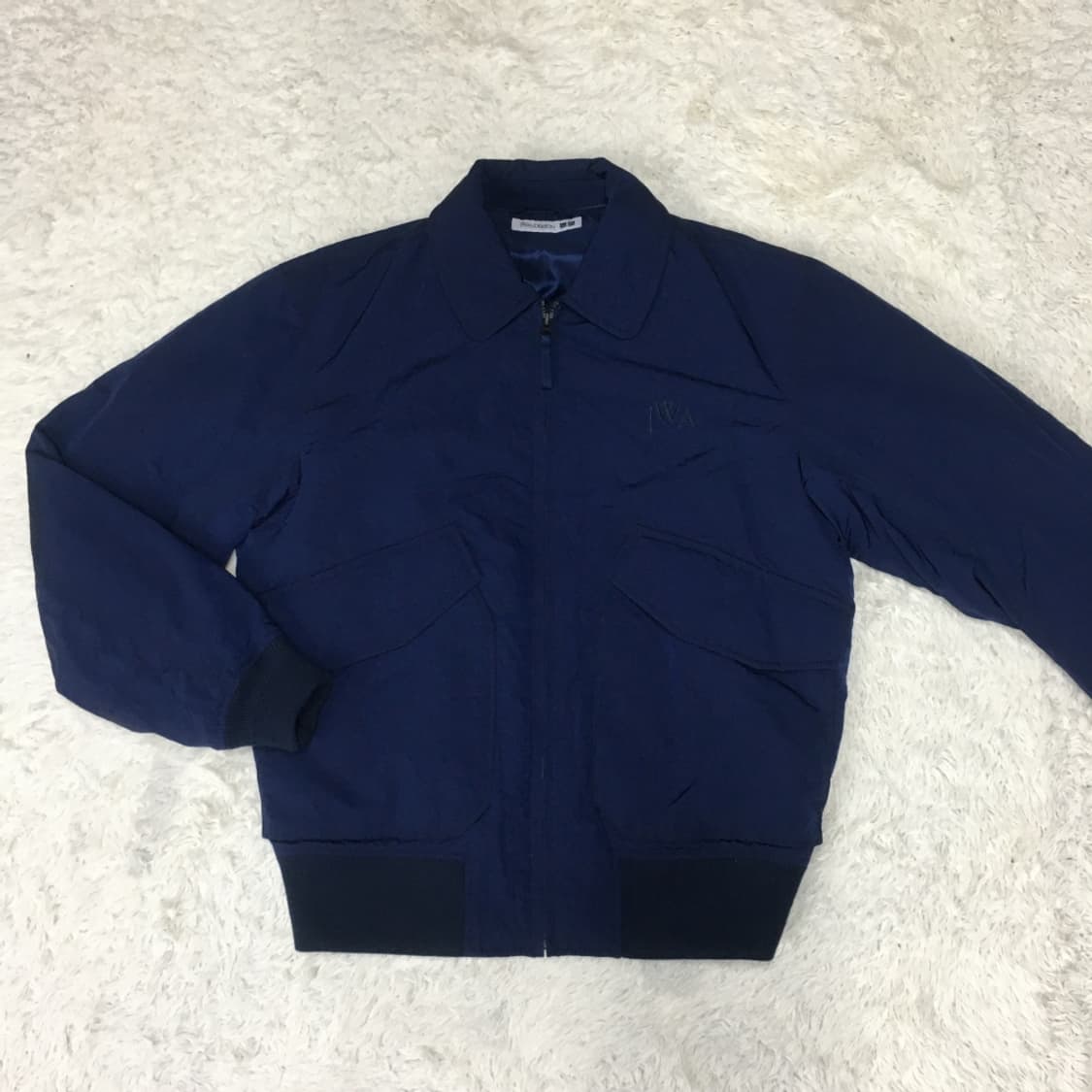 유니클로 JW앤더슨 패디드 숏블루종 DD15 상품이미지1