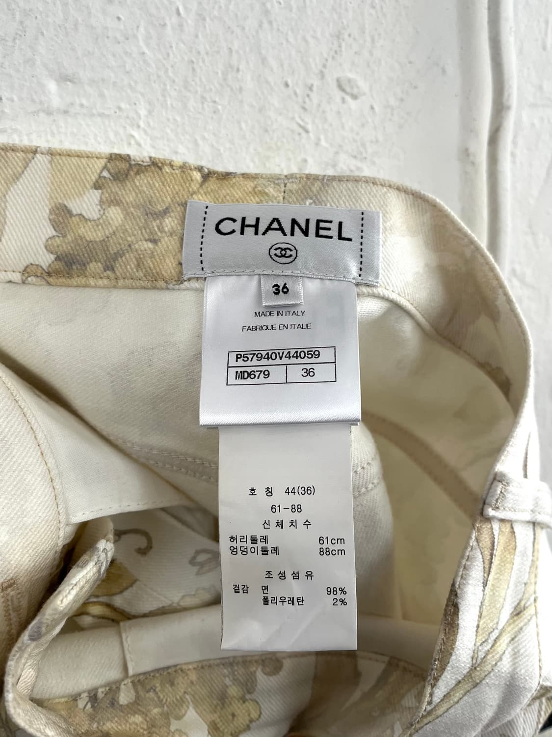 샤넬 2018SS 컬렉션 로우라이즈 플라워 데님 팬츠 상품이미지5