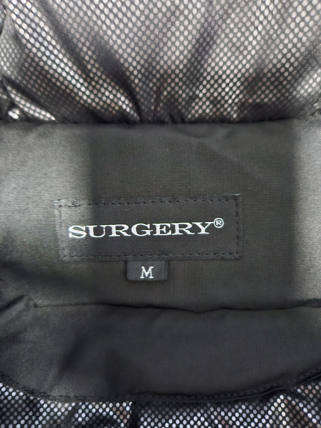 써저리 본 앰보싱 푸퍼 패딩 상품이미지2