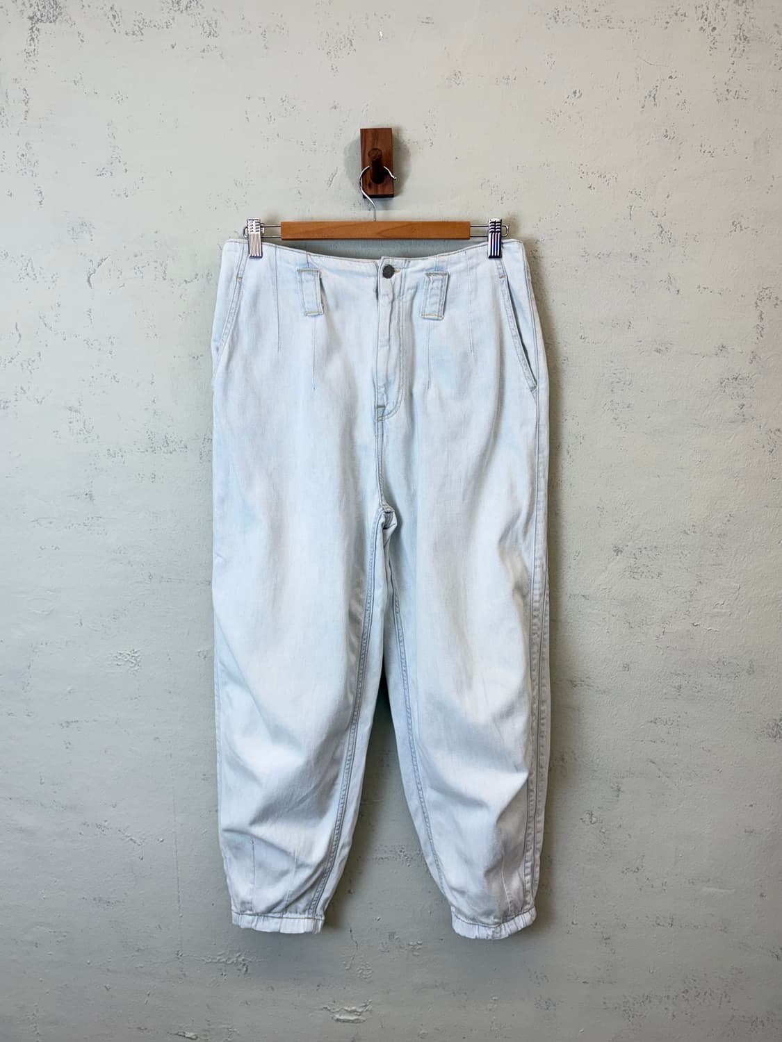 폴로랄프로렌 테이퍼드 연청 데님 팬츠 상품이미지1