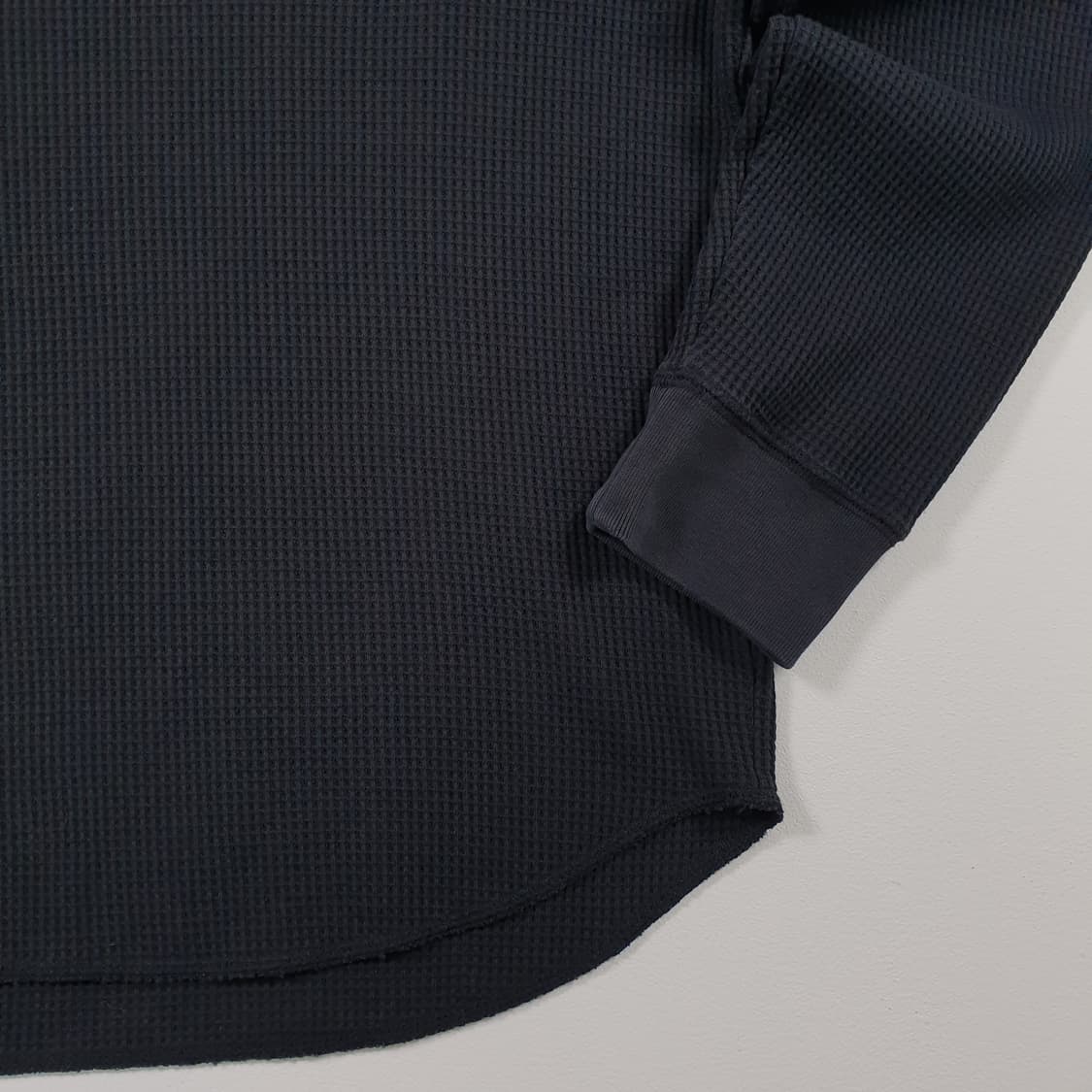 유니클로 헨리넥 와플 티셔츠 상품이미지4