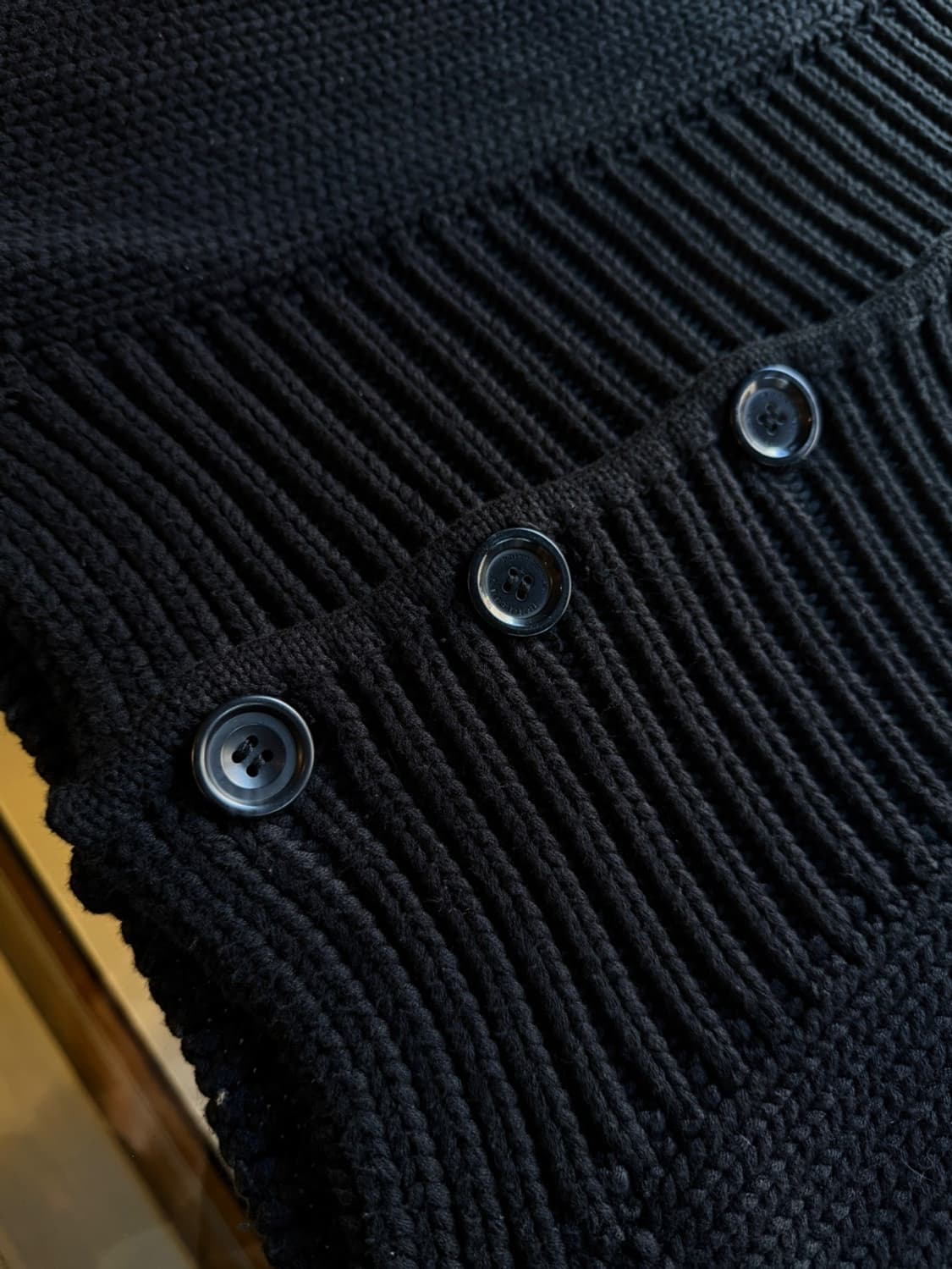 버버리 블랙라벨 숄칼라 가디건 100 상품이미지4