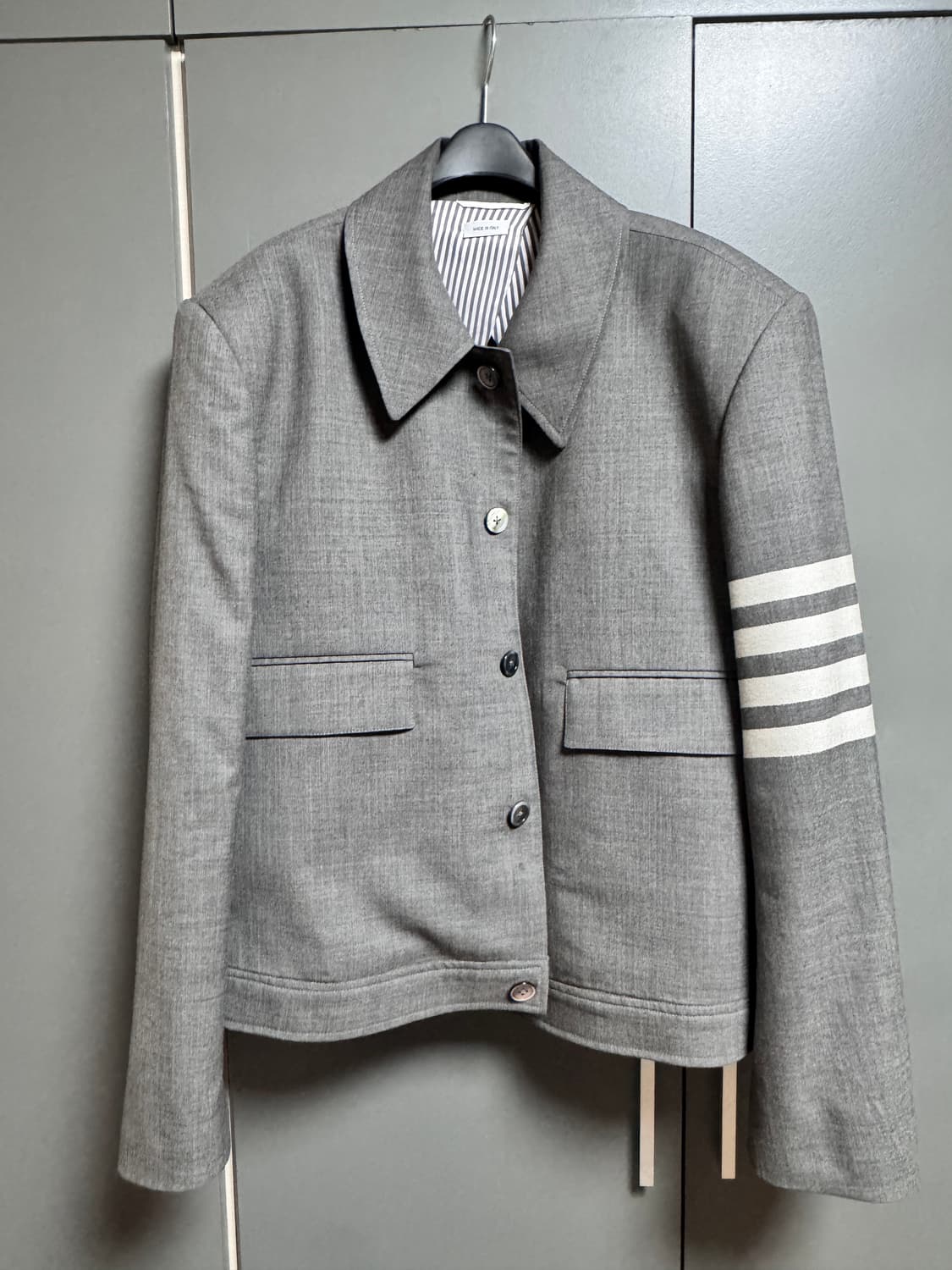 [정품/국내 매물 1개] 톰브라운 4-bar 방탄 진 자켓 상품이미지1