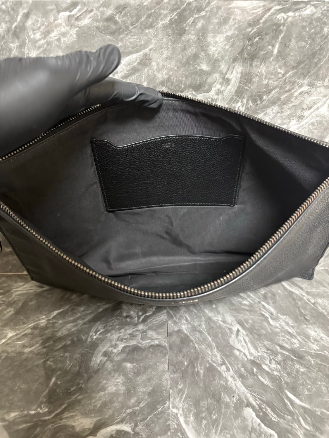 디올 A4 CD로고 레더 클러치 상품이미지3