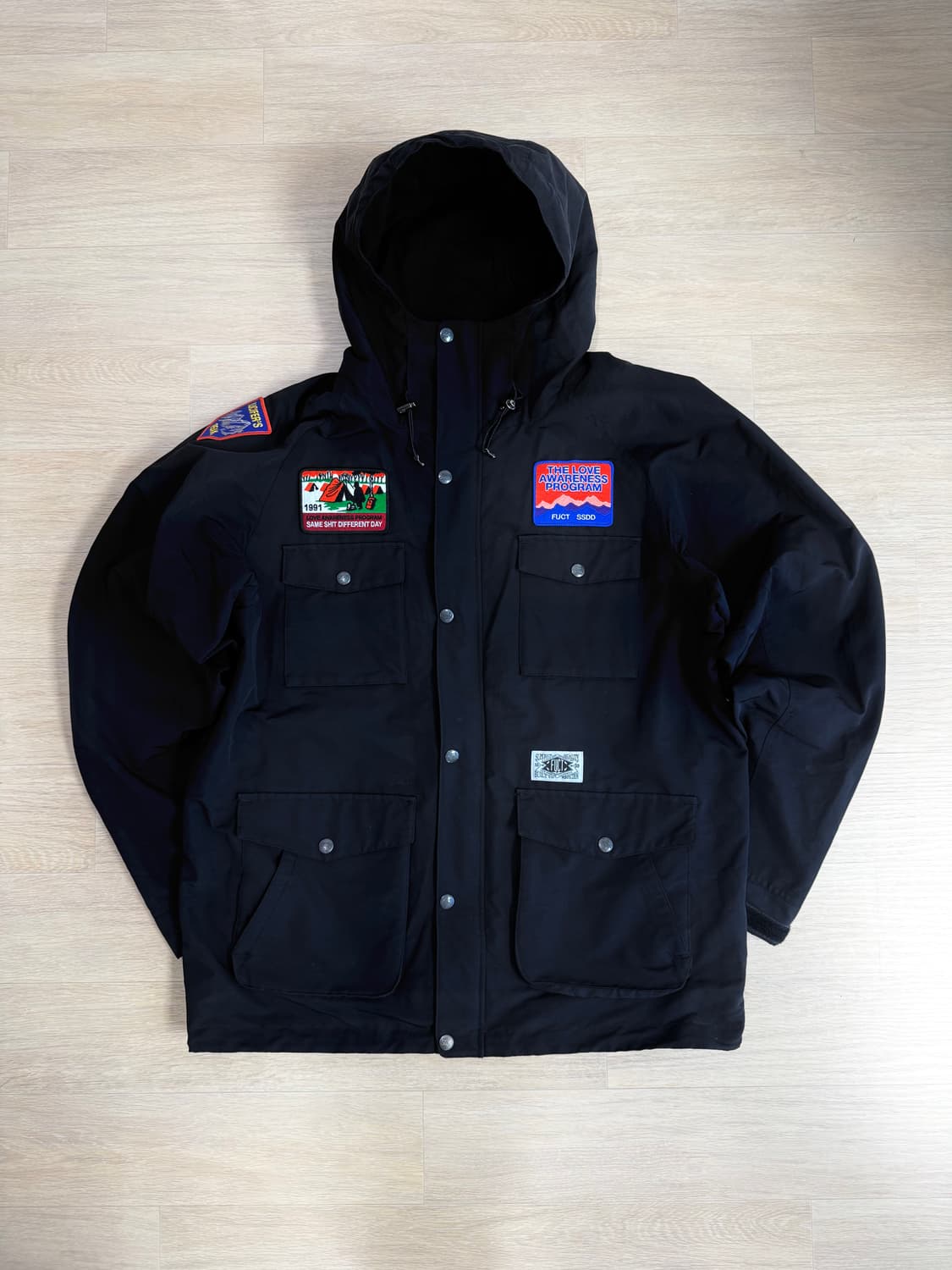 FUCT 퍽트 마운틴 파카 카켓 블랙 XL 상품이미지1