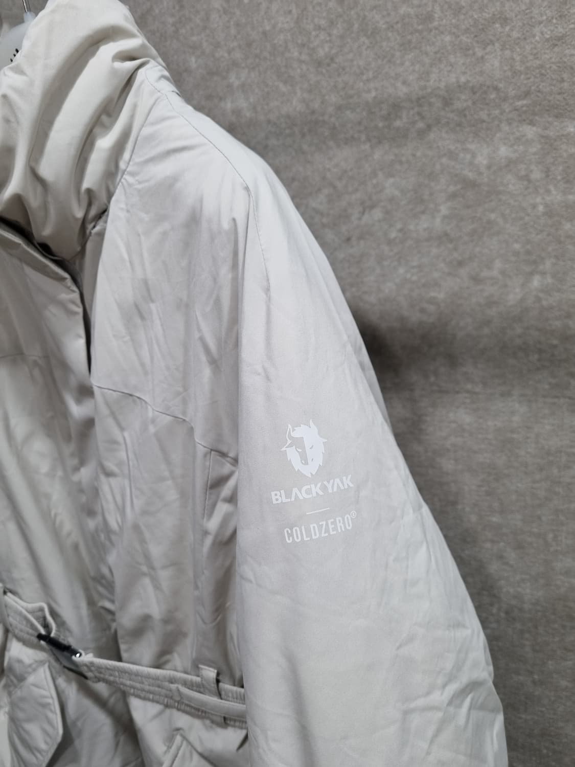 여성 100 블랙야크 거위털 패딩 상품이미지3