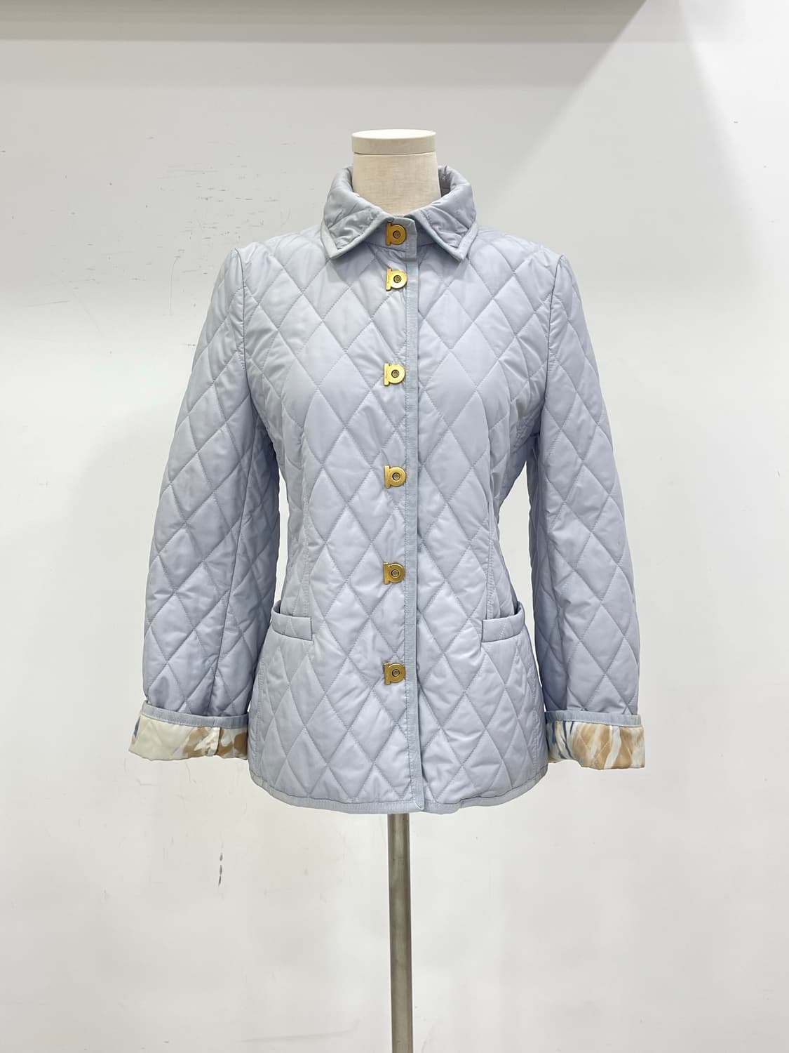 페라가모 간치니 퀼팅 자켓 상품이미지1