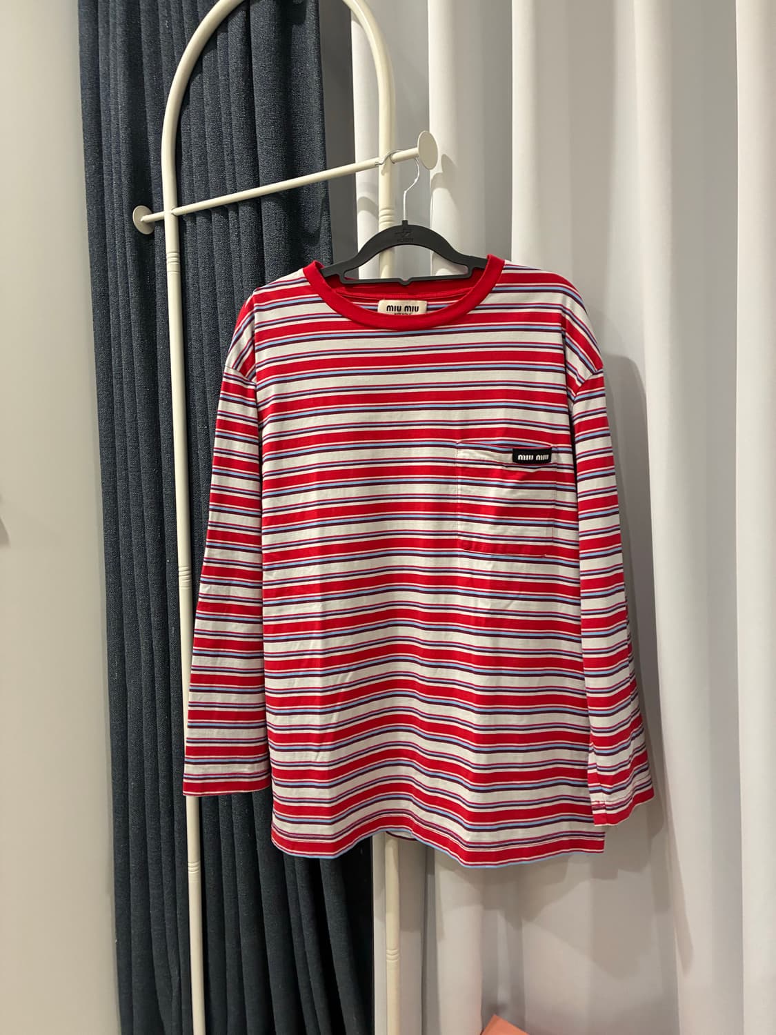 미우미우 긴팔 상품이미지1