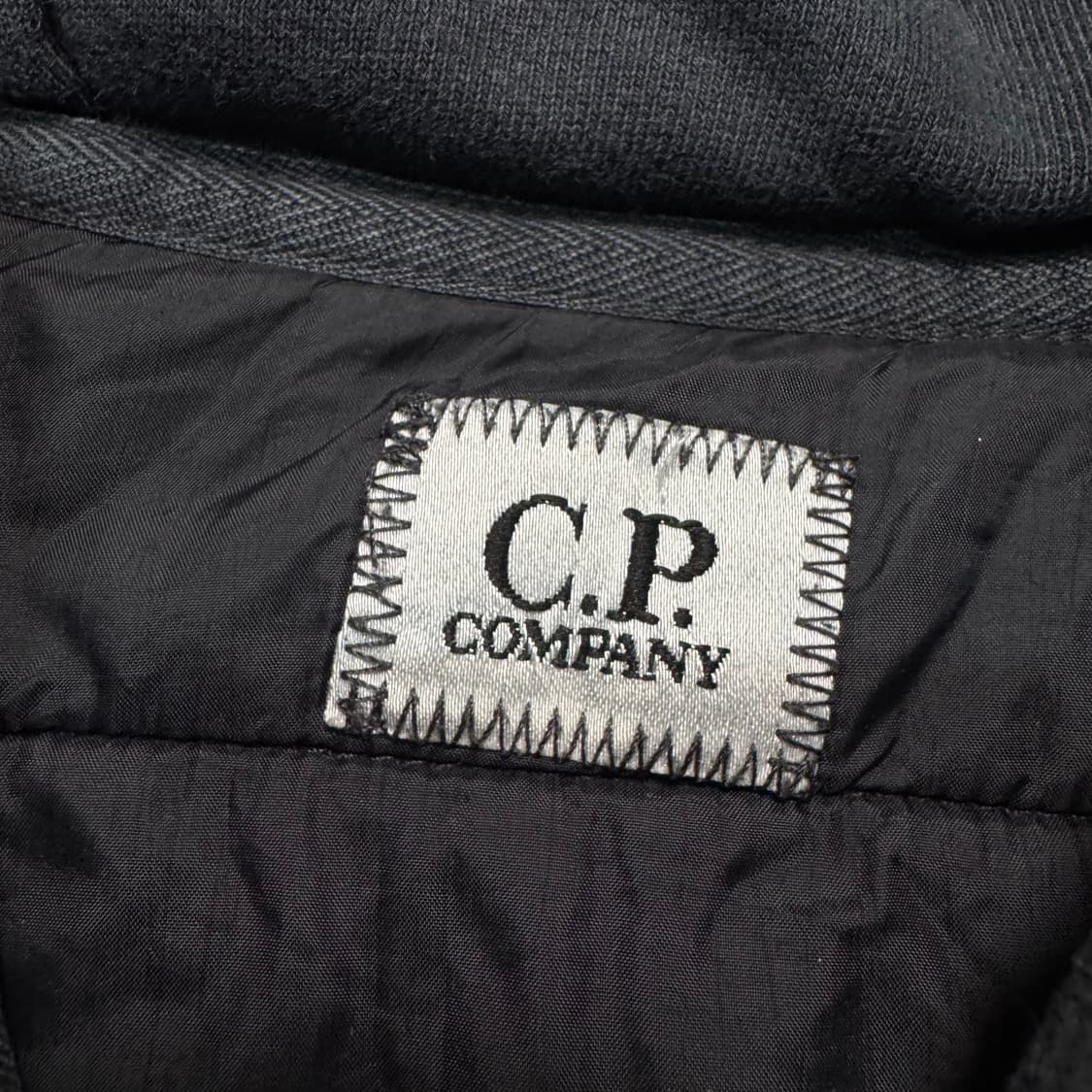 Name : C.P.컴퍼니 사이드 렌즈 네이비 배색 후드집업 :) 상품이미지6