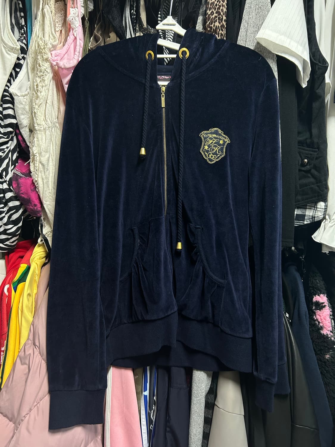 벨벳 헬로키티 네이비 집업 상품이미지1