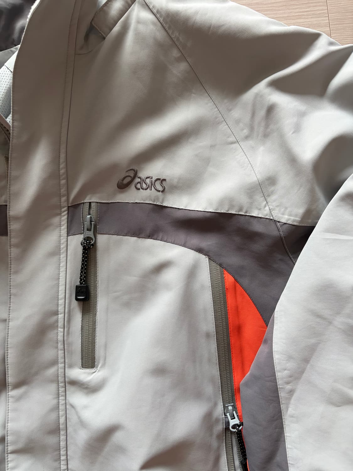 옷장정리) 아식스 자켓 상품이미지2