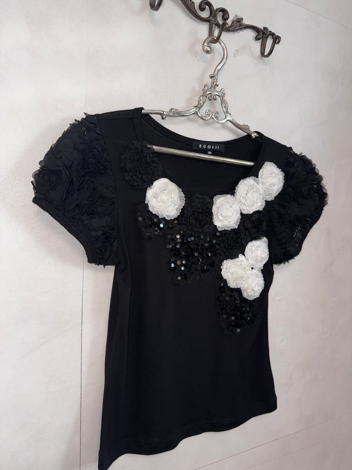 EGOIST black flower corsage half blouse  상품이미지3
