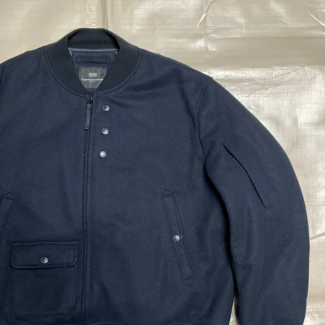 유니클로 엔지니어드가먼츠 퍼프테크 블루종 L 상품이미지2