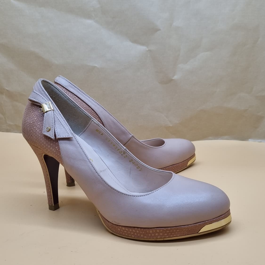 미소페 여성펌프스 실사이즈235 굽10 상품이미지1