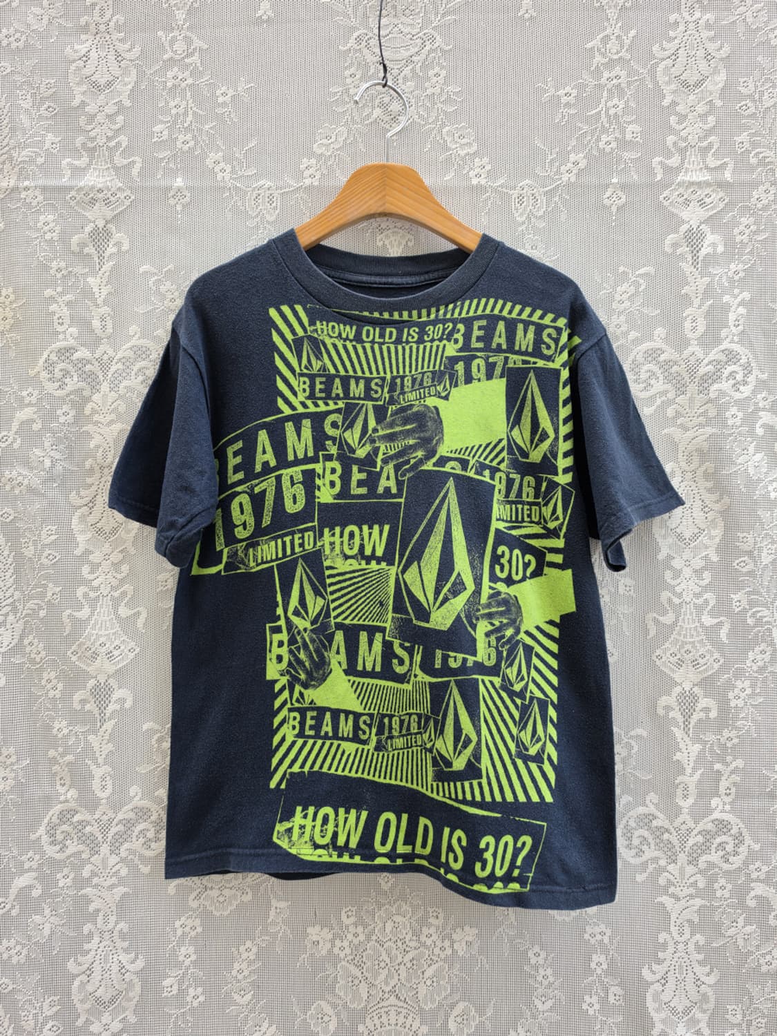 볼콤 X 빔즈 40주년 기념티셔츠 상품이미지1