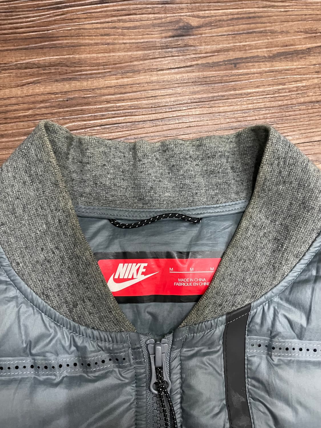 나이키 테크 플리스 에어로로프트 봄버 자켓 상품이미지7