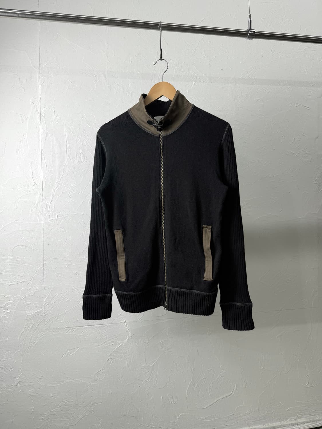 타케오 키쿠치 버클 투웨이 니트 집업 상품이미지1