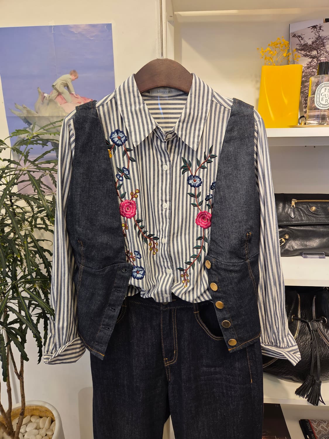 Jasmin 꽃자수 스트라잎 줄무늬 셔츠 상품이미지1