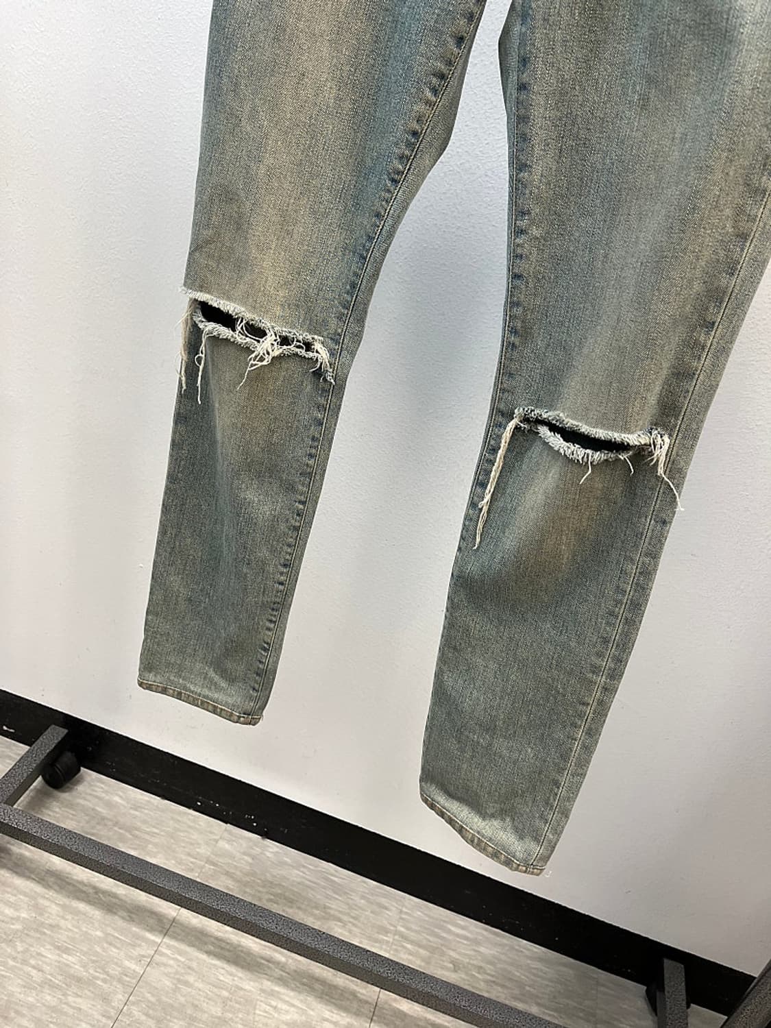 29) 생로랑 디스진  상품이미지2