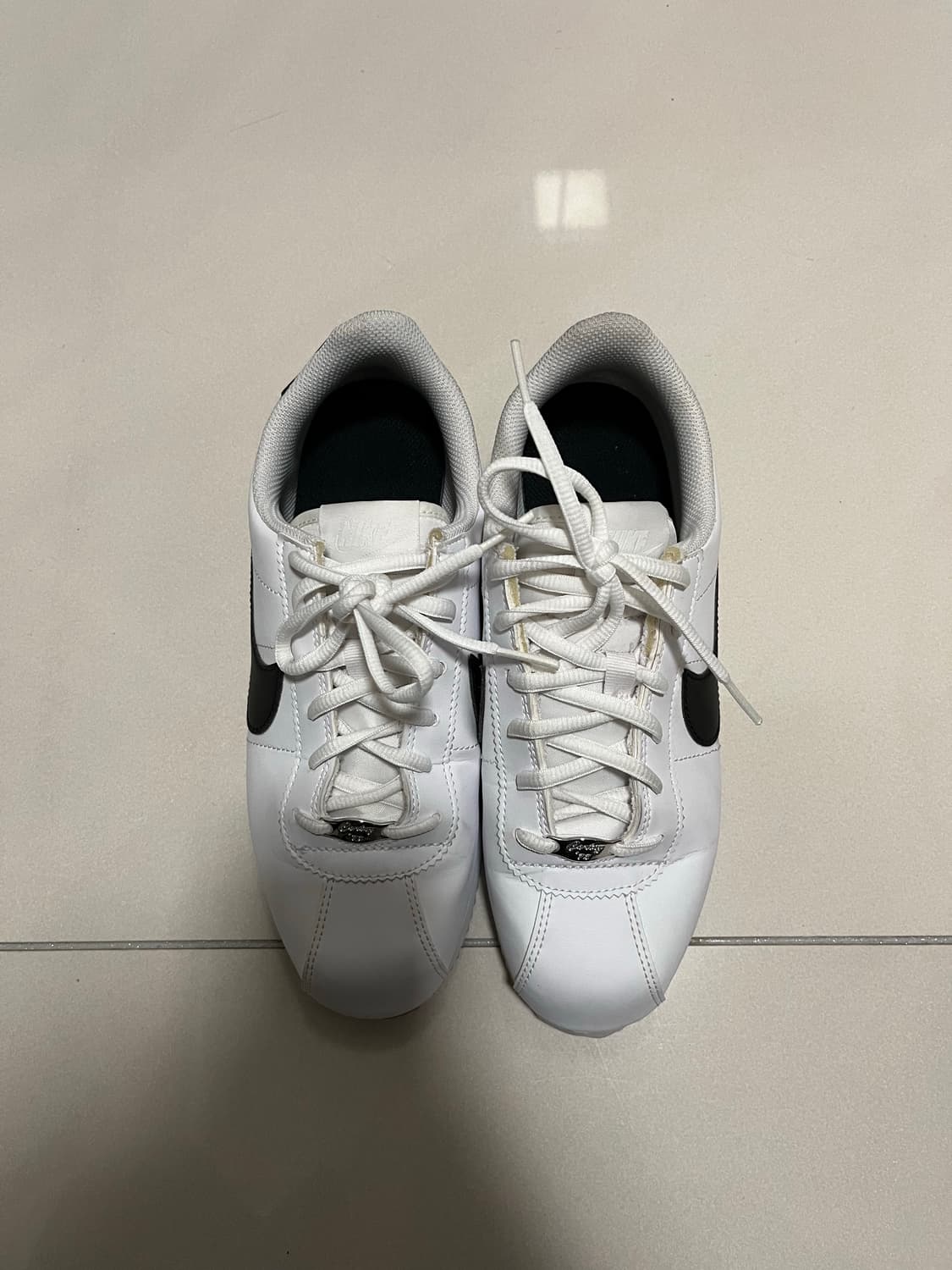 나이키 코르테즈 베이직 SL 화이트블랙 GS 상품이미지10