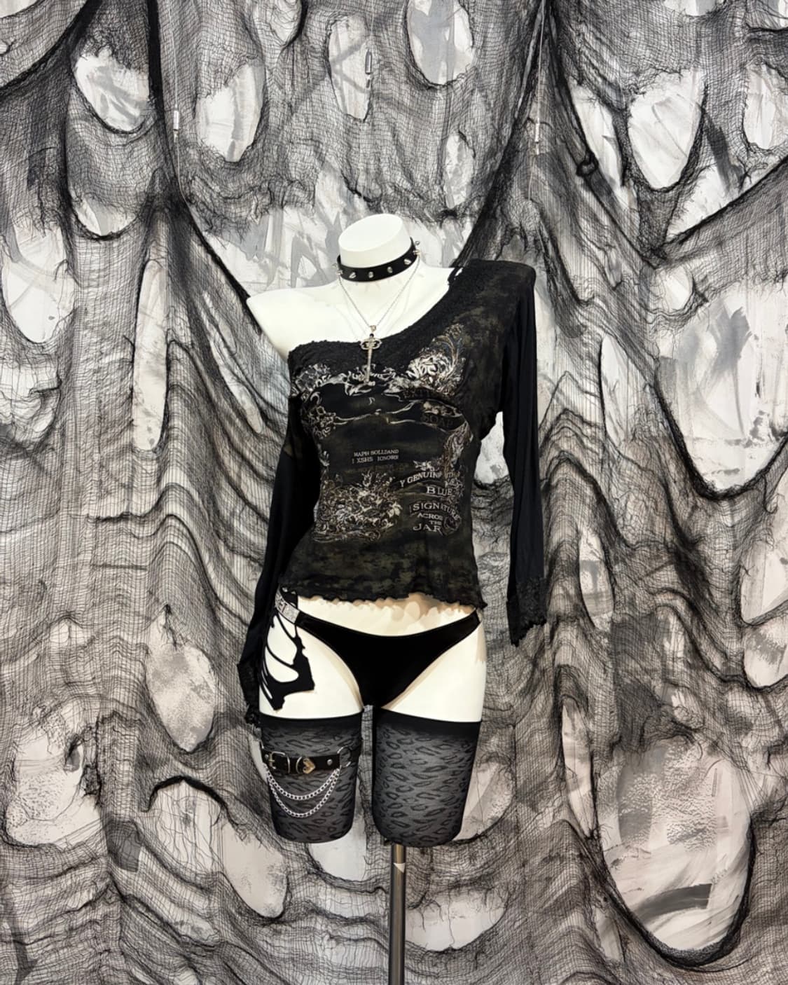 Y2K Punk lace off-shoulder blouse 상품이미지2