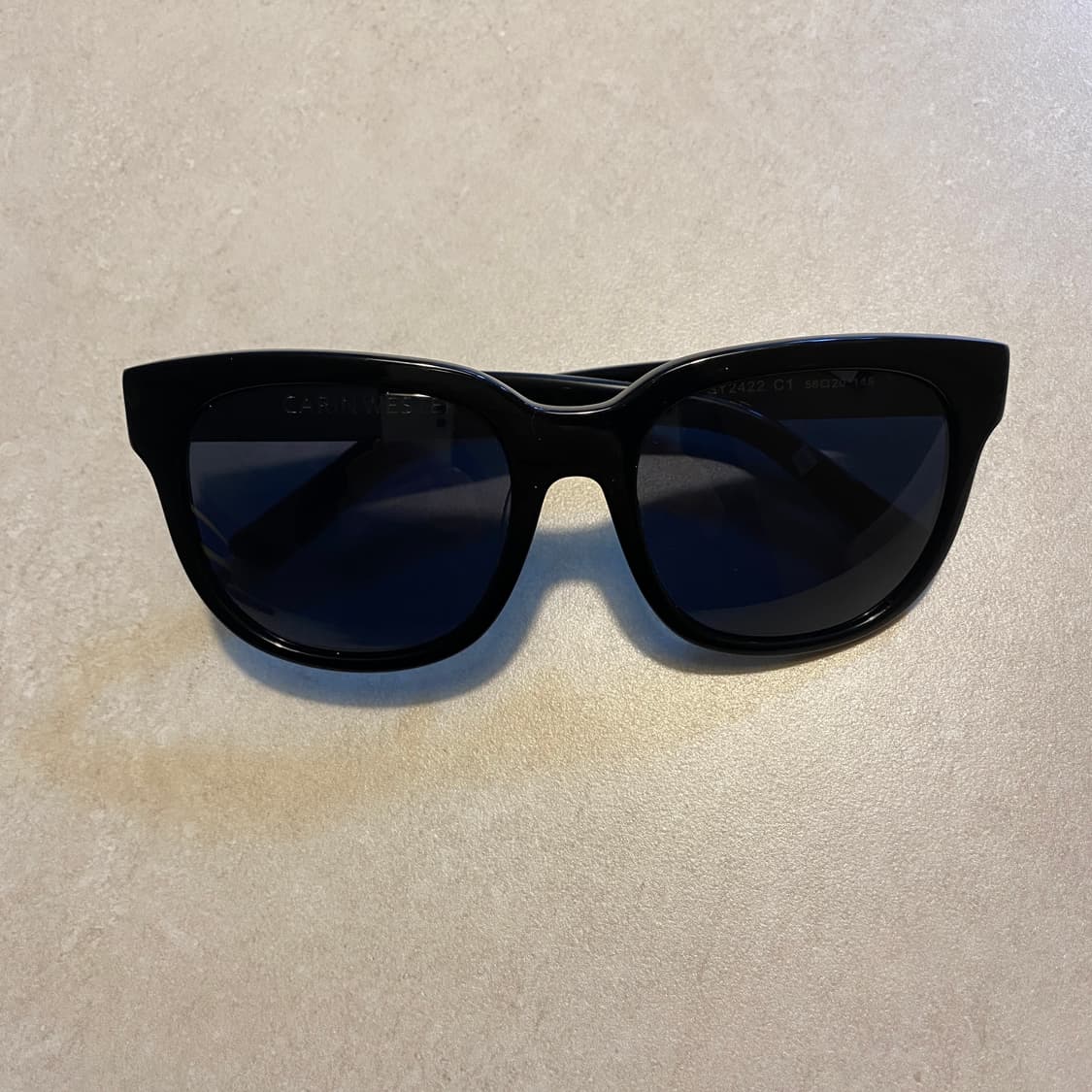 CARIN WESTER 블랙 선글라스 상품이미지2